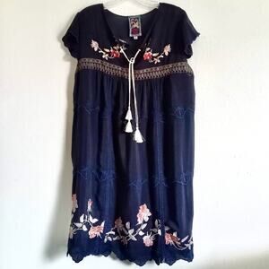 JOHNNY WAS Embroidered Dress Blue Bouquet Floral SZ M Peasant Flutter Empire